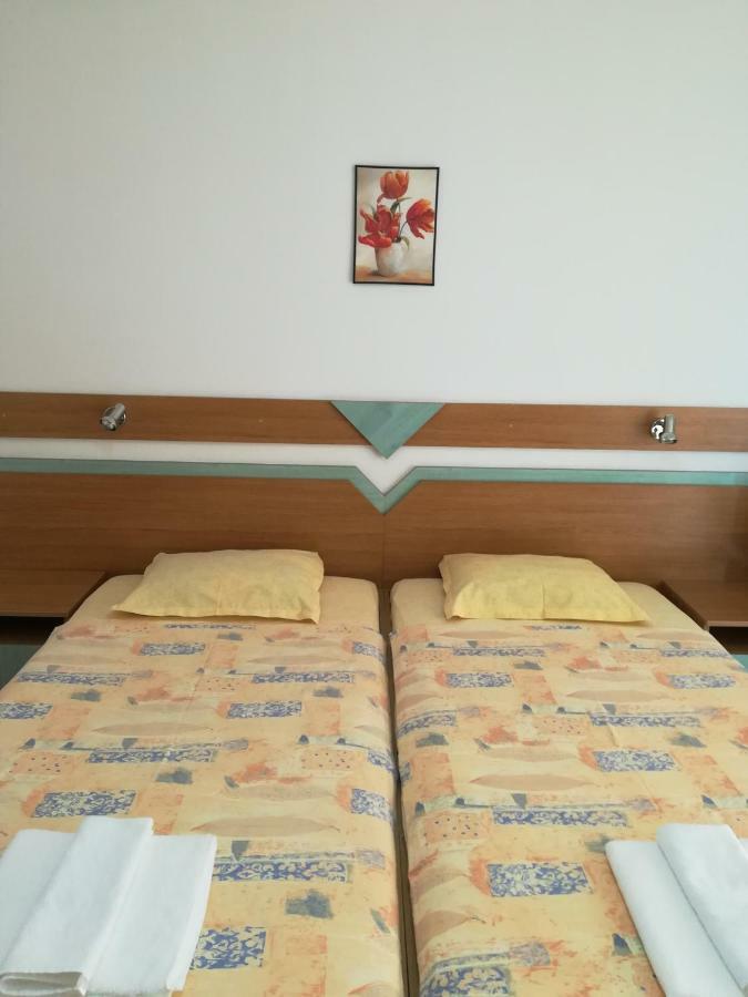 רבדה Hotel Diva מראה חיצוני תמונה